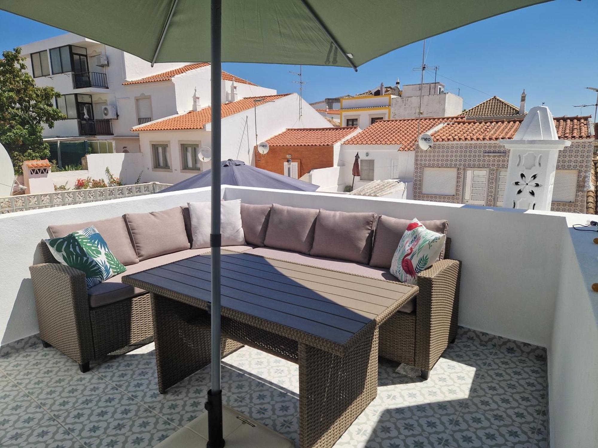 Villa House With Private Roof Terrace In Centre à Tavira Extérieur photo