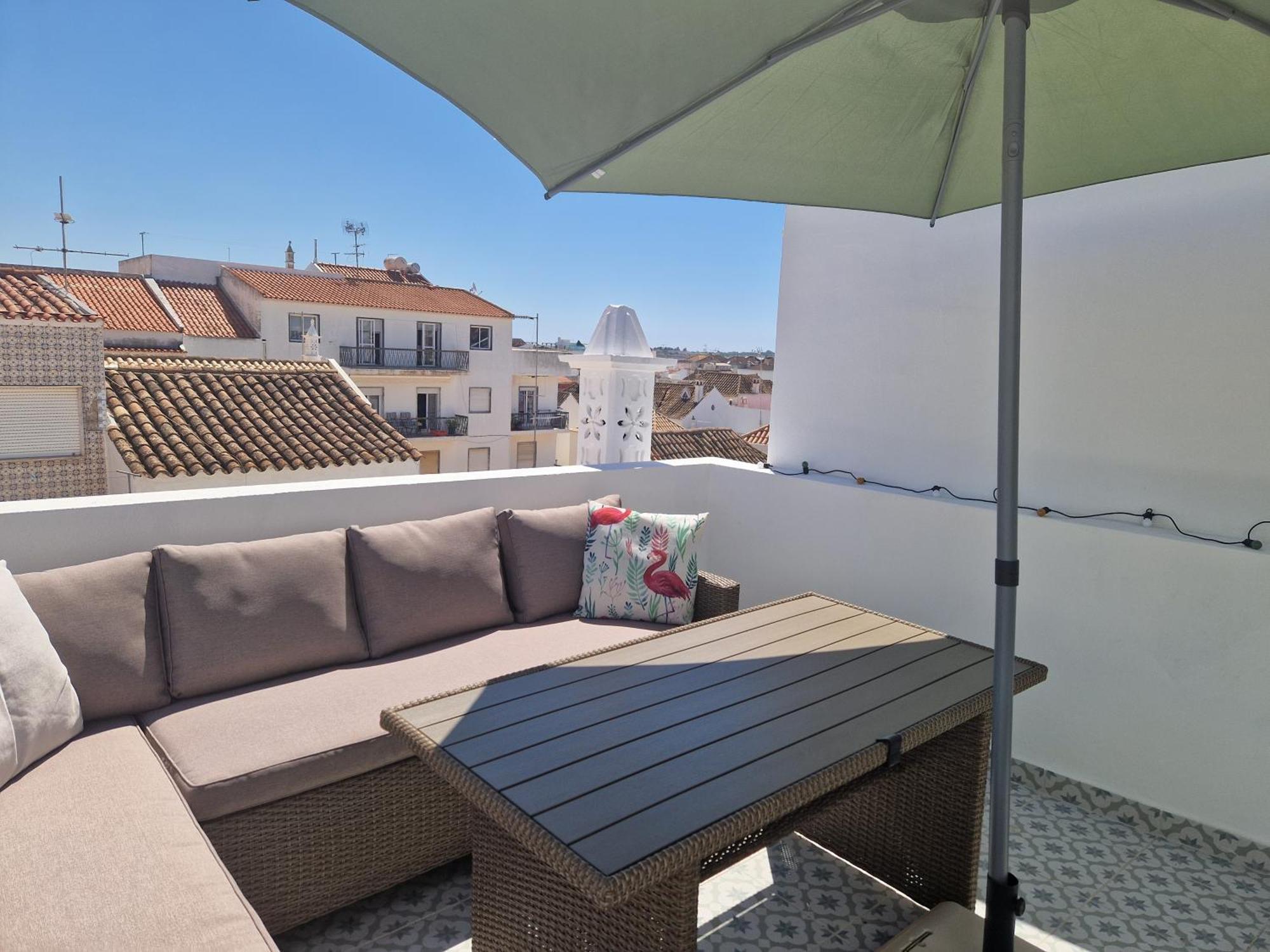 Villa House With Private Roof Terrace In Centre à Tavira Extérieur photo